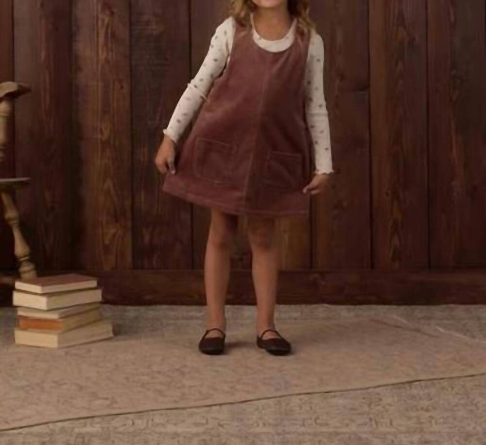 NEW RYLEE + CRU girl's odette overall dress in mulberry